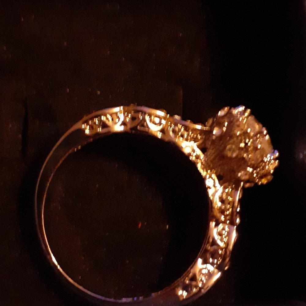 NWOT 925 STERLING SILVER RING - Picture 2 of 2